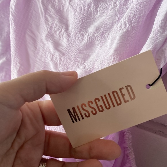 Missguided crinkle dress with side cut outs in lilac - Picture 10 of 13